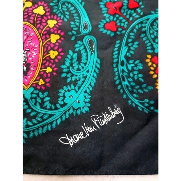 Diane Von Furstenberg Silk Scarf Blk w Bright Medallion Print Signed 42" Square - Picture 2 of 6
